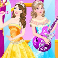 Betty And Popstar Dress Up