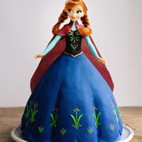 How To Make A Frozen Princess Cake