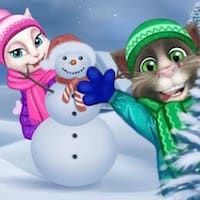 Talking Tom Playing Snowballs